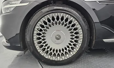 Genesis G90 2020, 122507 км, за 23296.47 USD