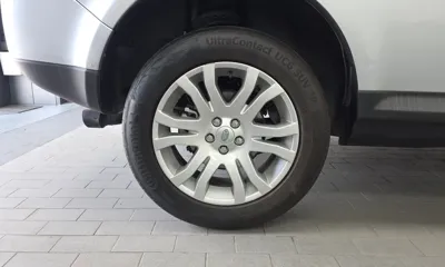 Land Rover Freelander 2007, 140924 км, за 3255.84 USD