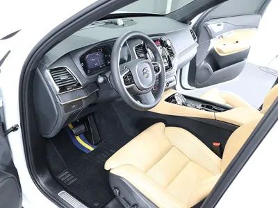 Volvo XC90 2024, 38559 км, за 44505.71 USD - фото 11