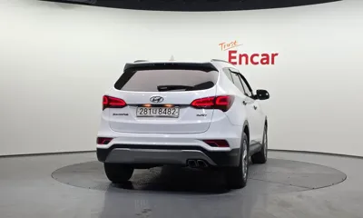 Hyundai Santafe 2017, 179427 км, за 6541.13 USD