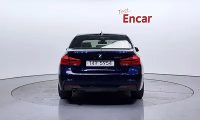 BMW 3-Series 2018, 96466 км, за 10278.44 USD