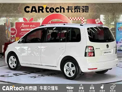 Volkswagen Touran 2015, 113000 км, за 4685.49 USD - фото 6