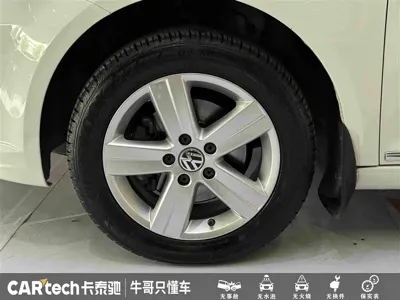 Volkswagen Touran 2015, 113000 км, за 4685.49 USD - фото 10
