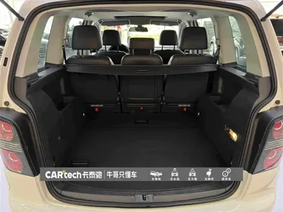 Volkswagen Touran 2015, 113000 км, за 4685.49 USD - фото 13