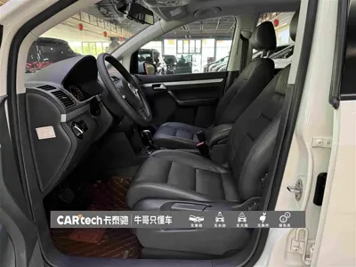 Volkswagen Touran 2015, 113000 км, за 4685.49 USD - фото 17