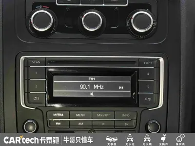 Volkswagen Touran 2015, 113000 км, за 4685.49 USD - фото 22
