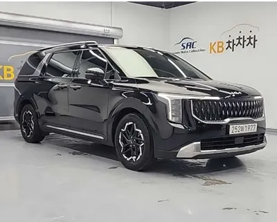Kia Canival 2024, 30400 км, за 19537.47 USD