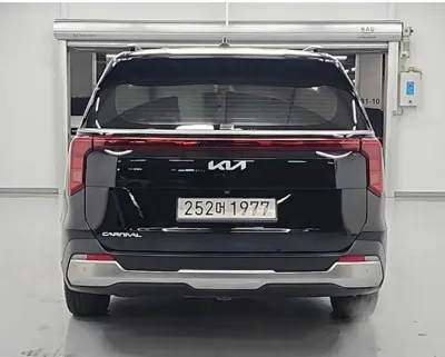 Kia Canival 2024, 30400 км, за 19537.47 USD