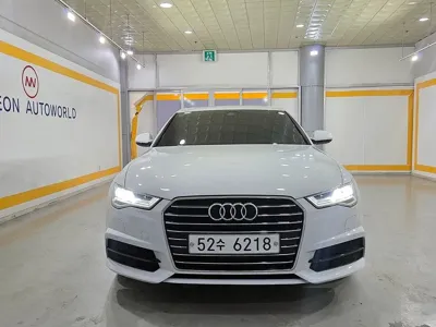 Audi A6 2018, 101714 км, за 9621.01 USD