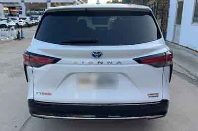 Toyota Sienna 2021, 99200 км, за 31716 USD