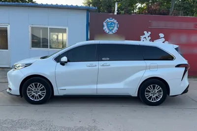 Toyota Sienna 2021, 99200 км, за 31716 USD - фото 6