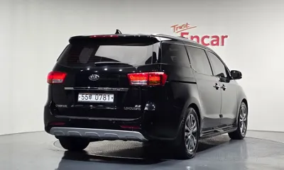 Kia Canival 2016, 93522 км, за 9107.48 USD