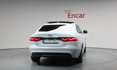 Jaguar XF 2020, 126012 км, за 8970.94 USD - фото 4