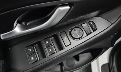 Hyundai i30 2018, 34287 км, за 7799.9 USD - фото 27