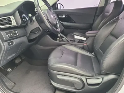 Kia Niro 2018, 103112 км, за 7814.02 USD - фото 15
