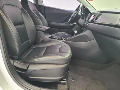 Kia Niro 2018, 103112 км, за 7814.02 USD - фото 16