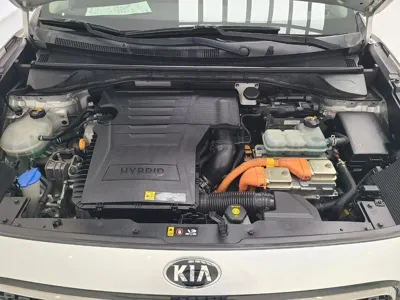 Kia Niro 2018, 103112 км, за 7814.02 USD - фото 18