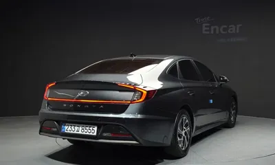 Hyundai Sonata 2023, 181957 км, за 8467.9 USD