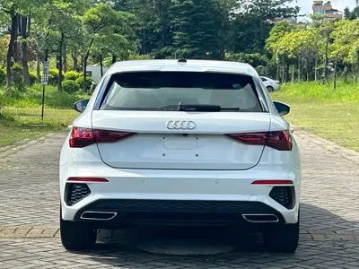 Audi A3 2023, 65000 км, за 17230.08 USD