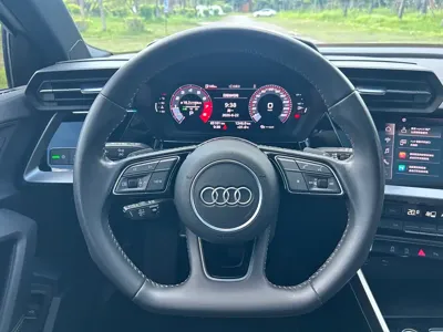 Audi A3 2023, 65000 км, за 17230.08 USD - фото 12