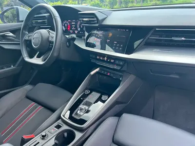 Audi A3 2023, 65000 км, за 17230.08 USD - фото 18