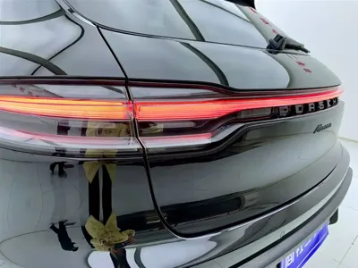 Porsche Macan 2024, 25000 км, за 52941.73 USD - фото 8