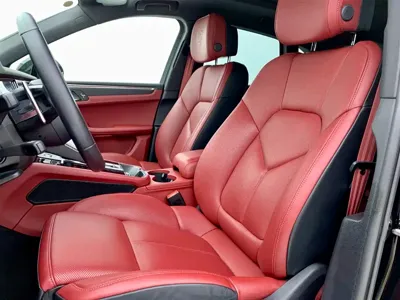 Porsche Macan 2024, 25000 км, за 52941.73 USD - фото 11