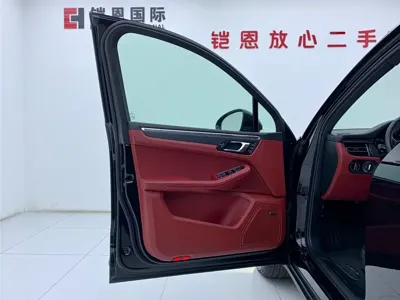 Porsche Macan 2024, 25000 км, за 52941.73 USD - фото 30