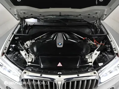 BMW X5 2016, 71391 км, за 22267.46 USD - фото 6