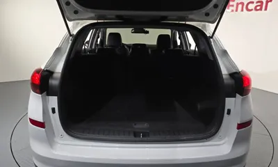 Hyundai Tucson 2019, 129702 км, за 9780.75 USD - фото 17