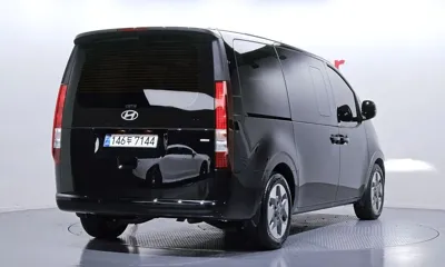 Hyundai Staria 2025, 16688 км, за 22457.88 USD
