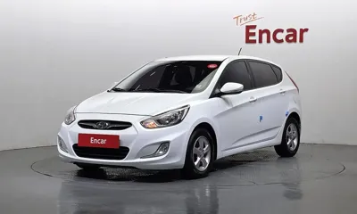 Hyundai Accent · 2011 год