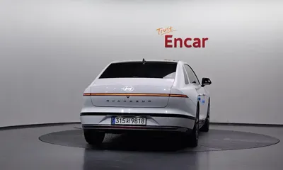 Hyundai Grandeur 2023, 35258 км, за 20121.11 USD