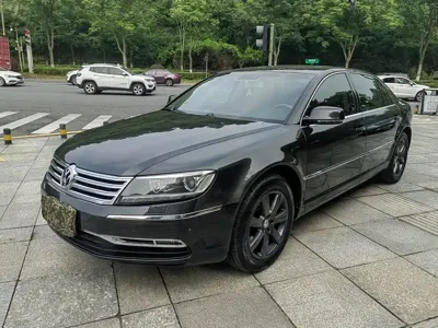 Volkswagen Phaeton · 2011 год