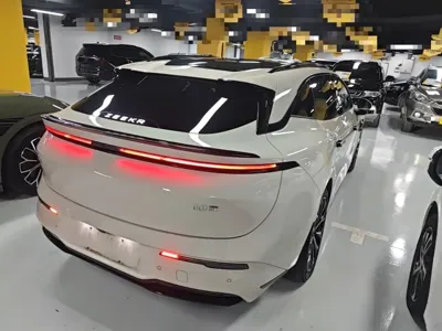Zeekr 极氪007GT 2025, 12900 км, за 24077.82 USD - фото 7