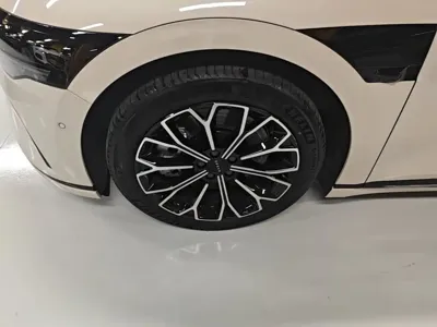 Zeekr 极氪007GT 2025, 12900 км, за 24077.82 USD - фото 23