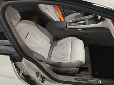 Zeekr 极氪007GT 2025, 12900 км, за 24077.82 USD - фото 25