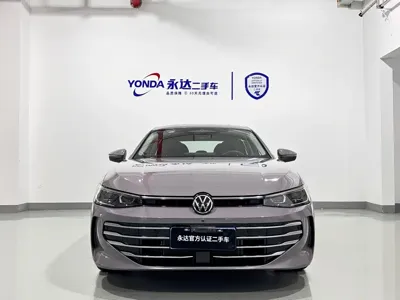 Volkswagen Passat 2024, 6899 км, за 22924.81 USD - фото 7