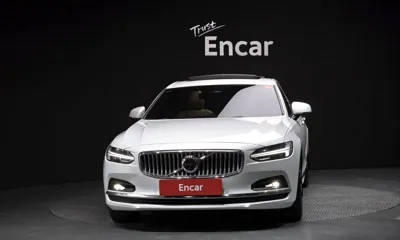 Volvo S90 2022, 80461 км, за 22465.32 USD