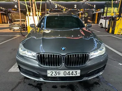 BMW 7-Series · 2016 год