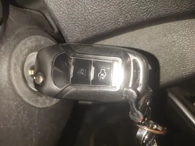 Ford Escort 2019, 105300 км, за 3718 USD - фото 9