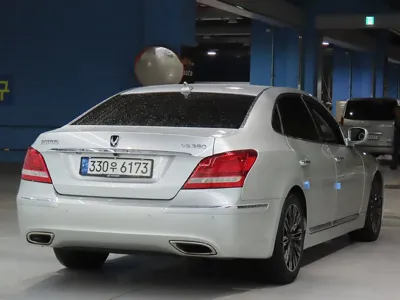 Hyundai Equus 2012, 179800 км, за 2535.27 USD - фото 4