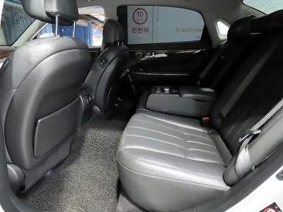 Hyundai Equus 2012, 179800 км, за 2535.27 USD - фото 7