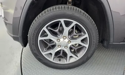 Jeep Cherokee 2019, 58759 км, за 11384.35 USD