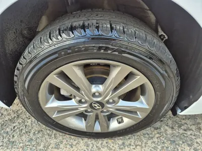 Hyundai Avante 2016, 65389 км, за 6544.16 USD