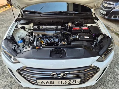 Hyundai Avante 2016, 65389 км, за 6498.62 USD - фото 6
