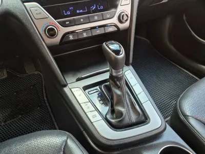 Hyundai Avante 2016, 65389 км, за 6498.62 USD - фото 9