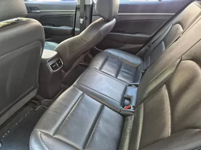 Hyundai Avante 2016, 65389 км, за 6498.62 USD - фото 10