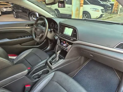 Hyundai Avante 2016, 65389 км, за 6498.62 USD - фото 11
