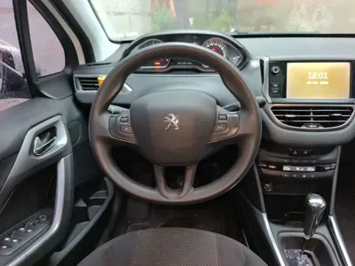 Peugeot 2008 2016, 68400 км, за 3497.15 USD